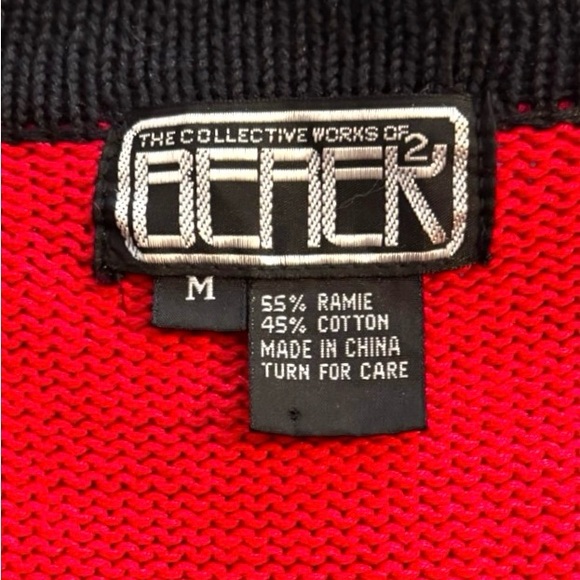 Berek 2 Sweater Womens Sz M Red Black Puppies In Pockets Dog Bones Buttons - Picture 8 of 8